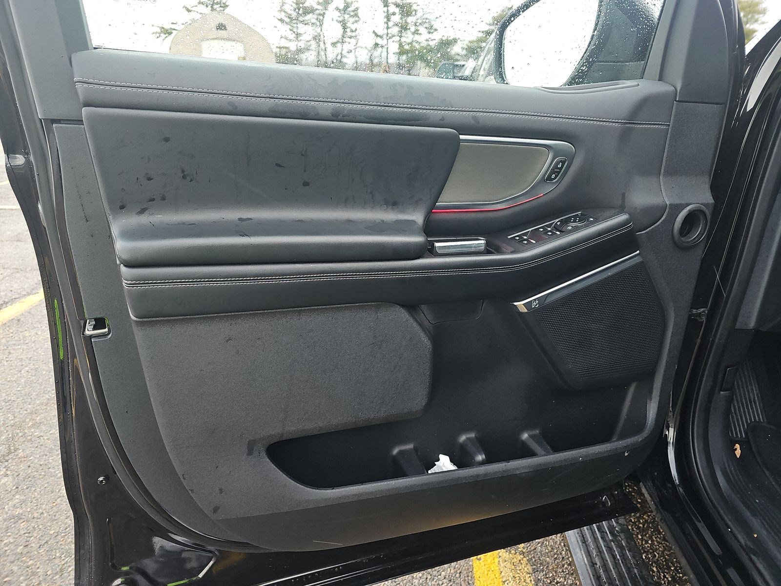 Used 2025 Ford Expedition Max Platinum image 30