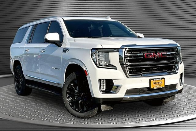Used 2023 GMC Yukon XL SLT w/ SLT Premium Package AWD/4WD image 3