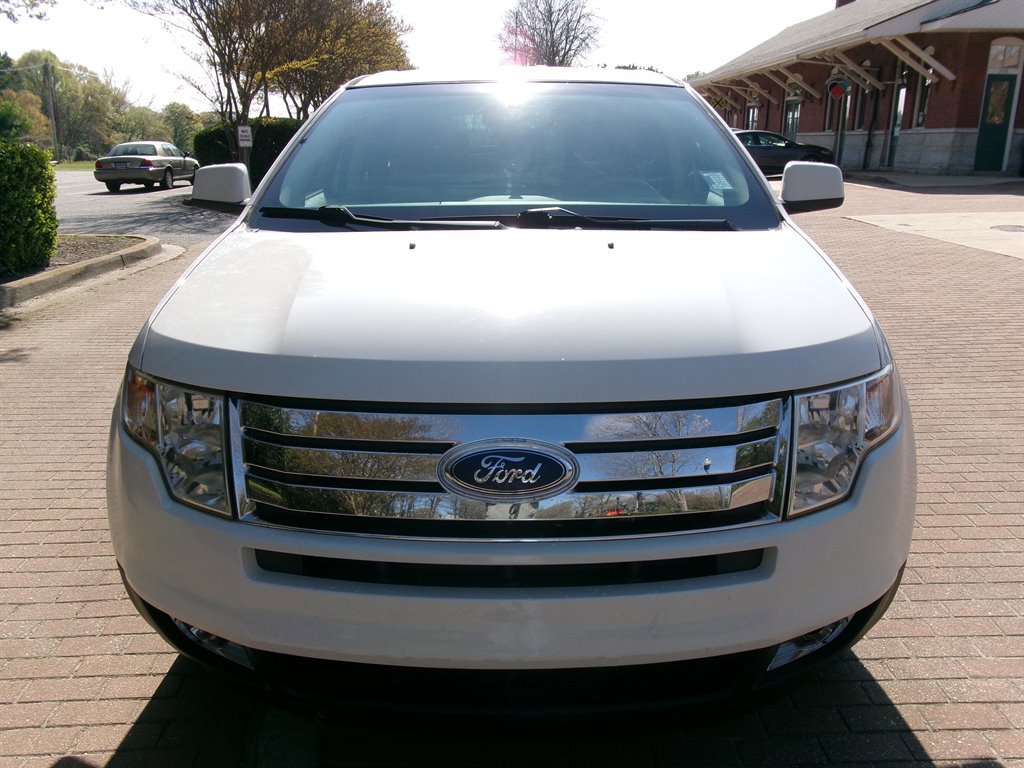 Used 2009 Ford Edge Limited FWD image 2