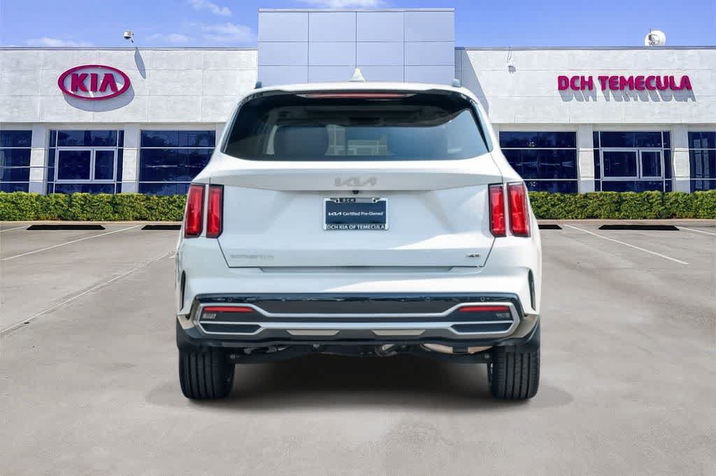Certified 2023 Kia Sorento SX AWD/4WD image 5