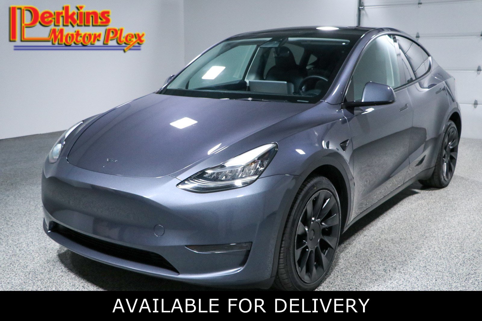Used 2023 Tesla Model Y Long Range AWD/4WD image 1