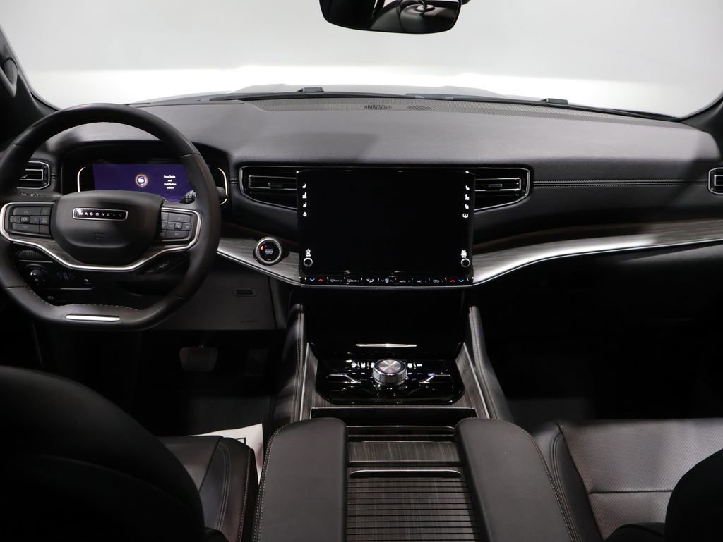 Used 2024 Jeep Wagoneer L Series III w/ Flexible Seating Group image 16