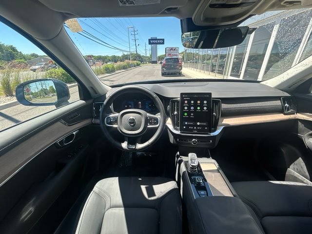 Certified 2025 Volvo XC90 B6 Plus AWD/4WD image 19