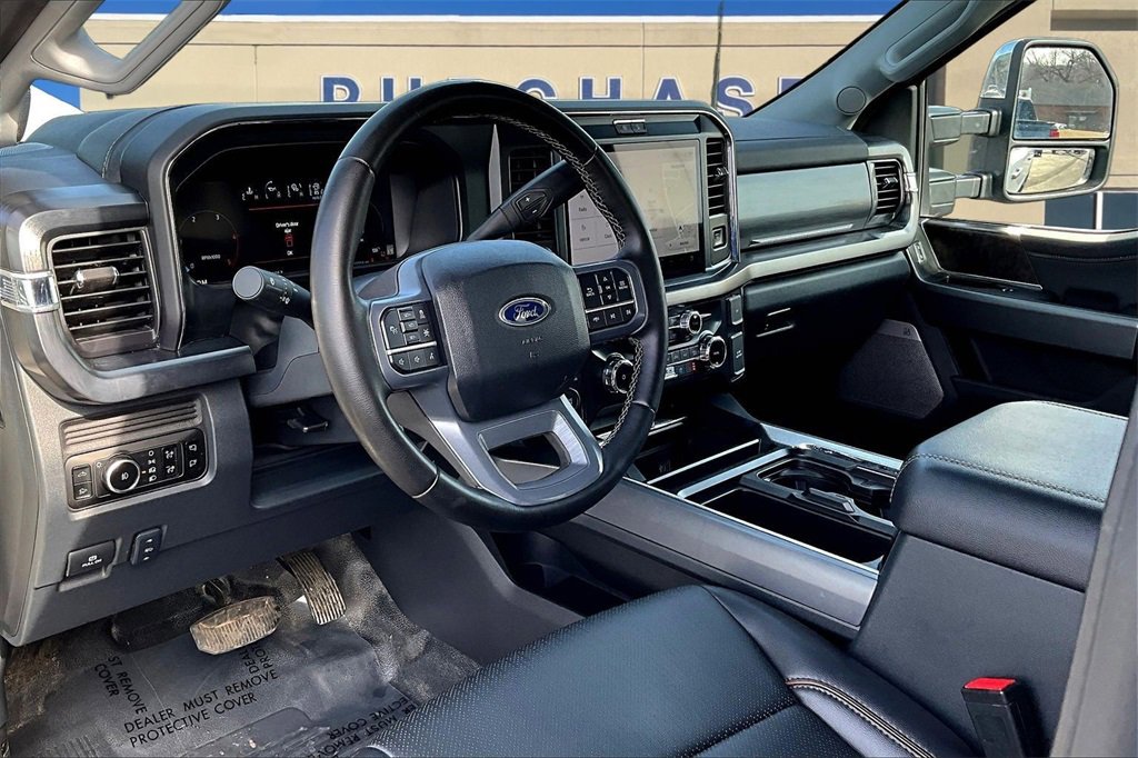Used 2025 Ford F250 Lariat w/ Lariat Ultimate Package image 18