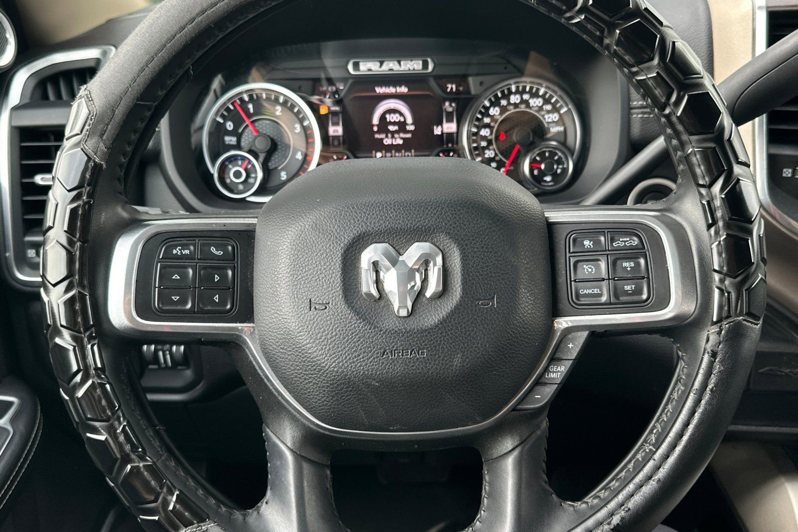 Used 2022 RAM 2500 Laramie image 22