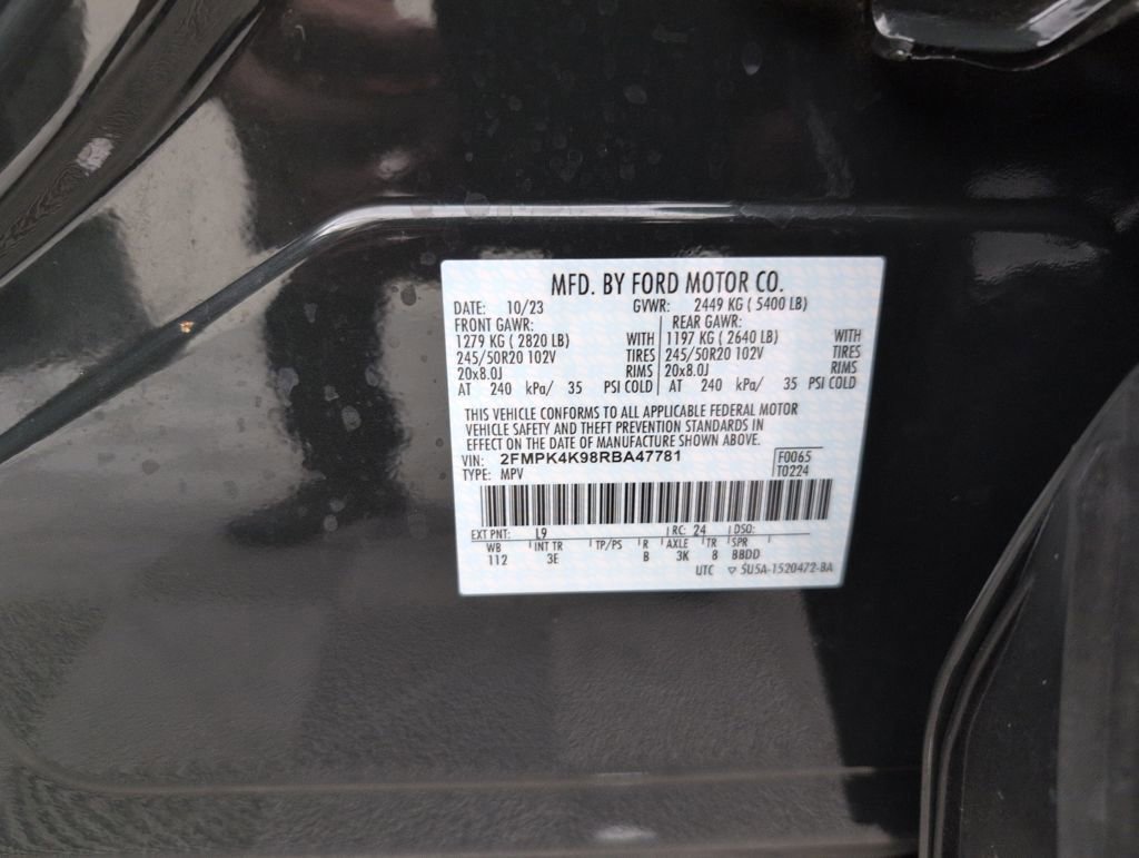 Used 2024 Ford Edge Titanium image 49
