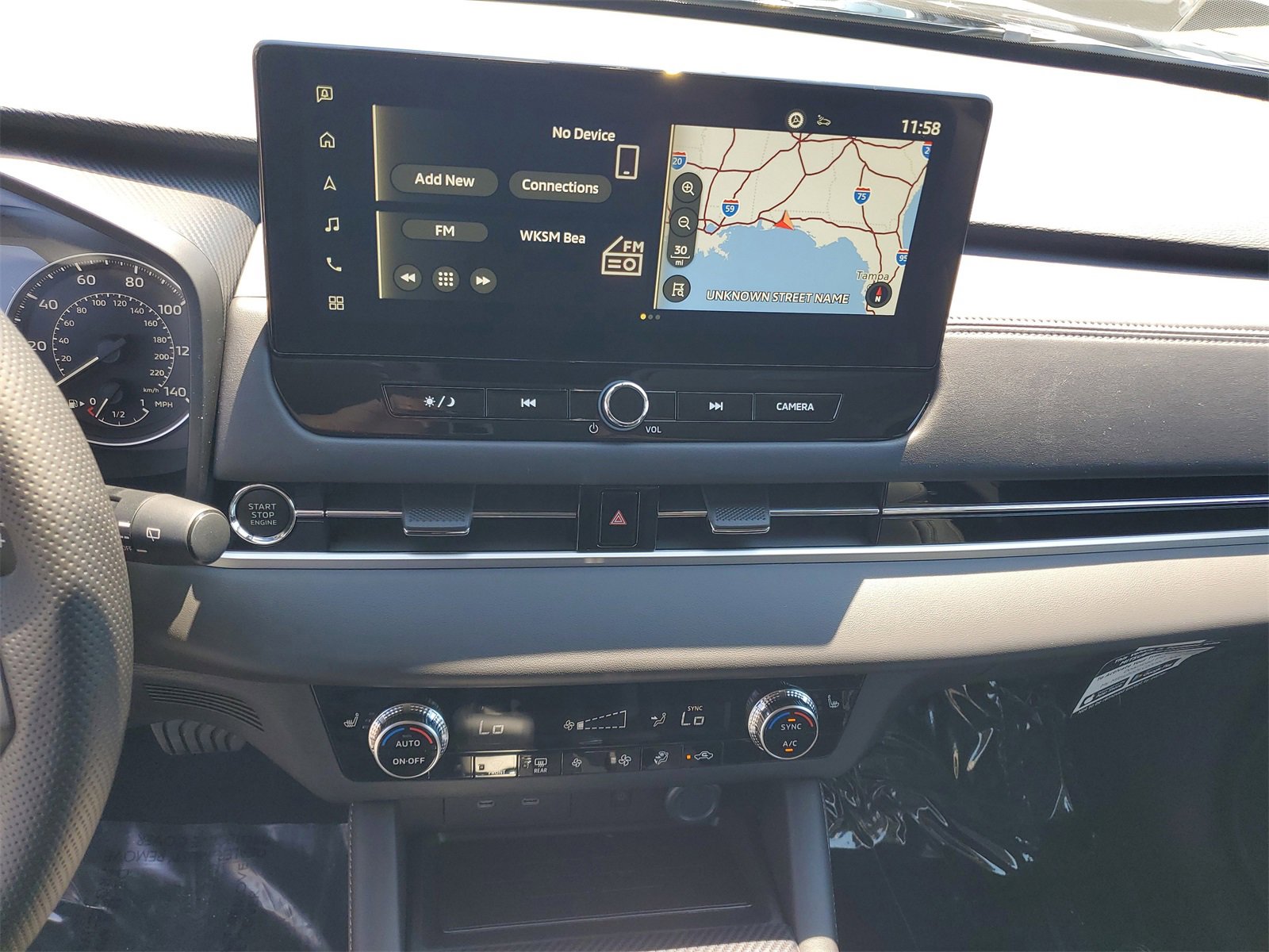 New 2025 Mitsubishi Outlander SE image 14