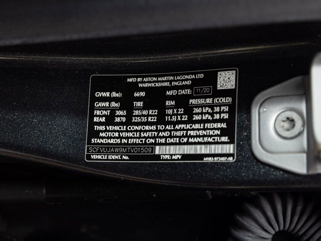 Used 2021 Aston Martin DBX image 59