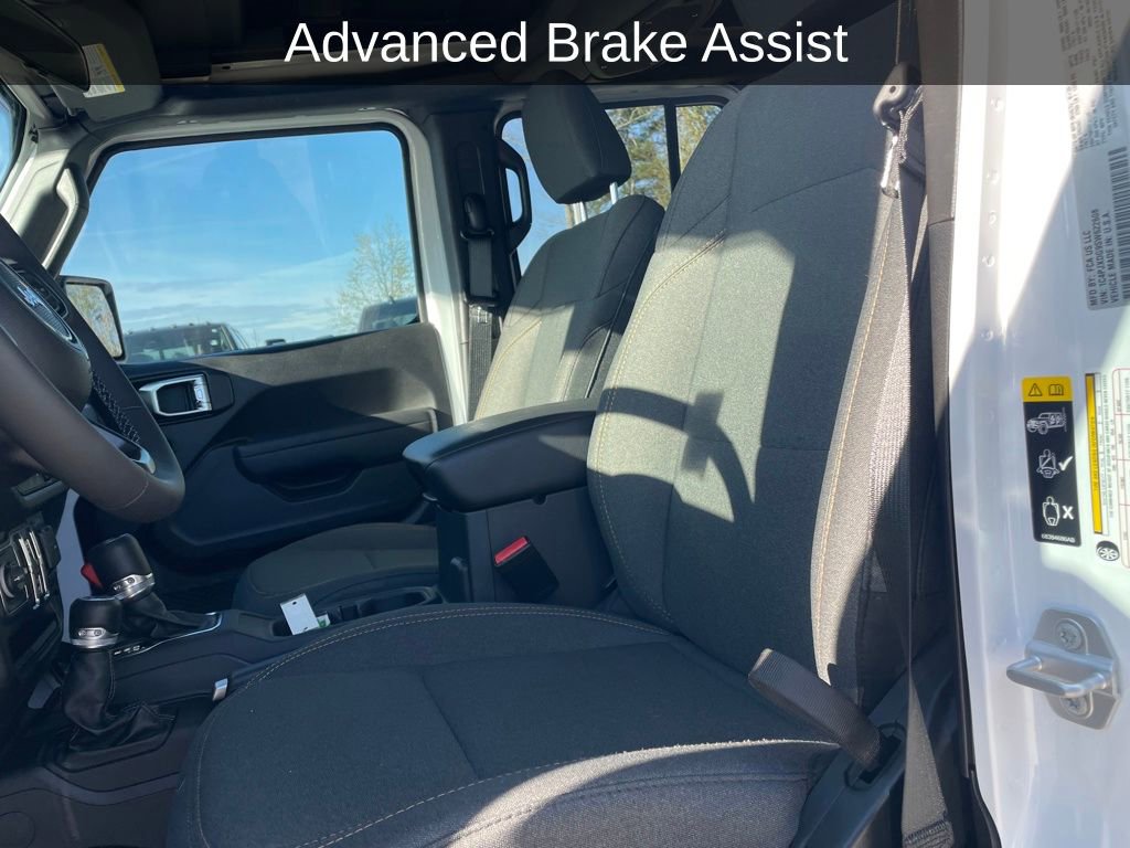 Used 2025 Jeep Wrangler Sport S image 14