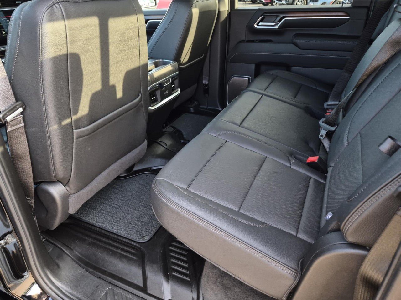 Certified 2024 GMC Sierra 2500 Denali w/ Denali Reserve Package AWD/4WD image 13
