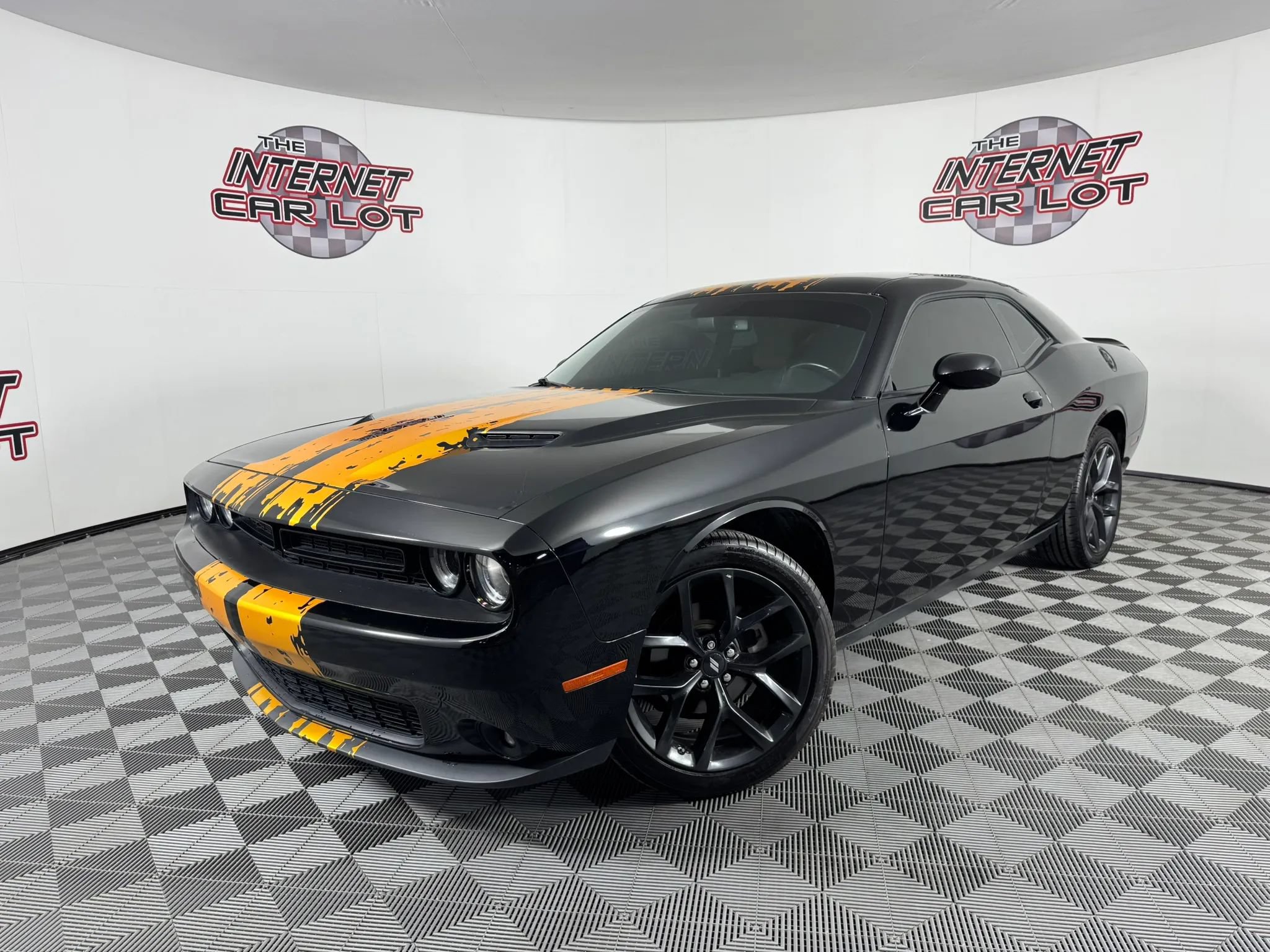 Used 2022 Dodge Challenger SXT w/ Blacktop Package