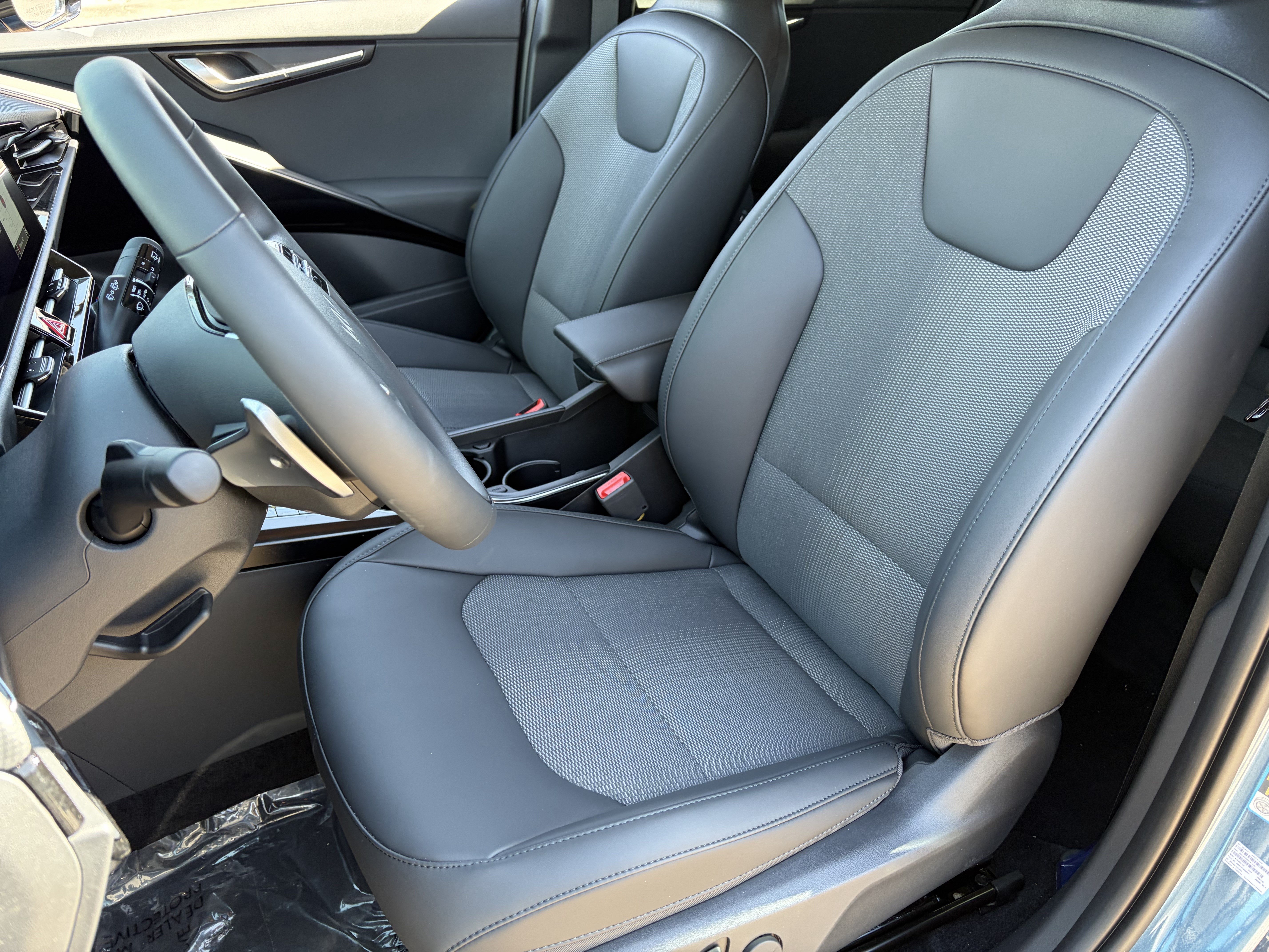 New 2026 Kia Niro Wind w/ Wind Preserve Package FWD image 18