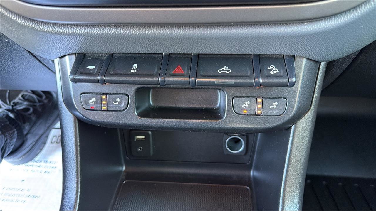 Used 2017 Chevrolet Colorado Z71 image 24