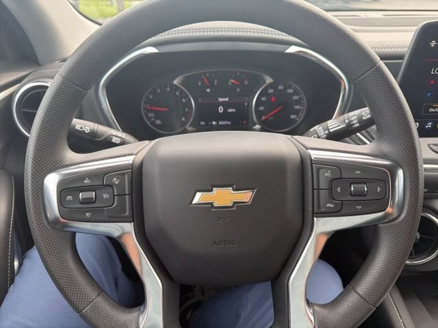Used 2024 Chevrolet Blazer LT w/ Convenience Package FWD image 9