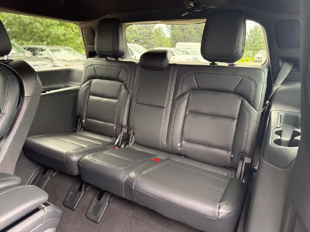 New 2027 Lincoln Navigator Reserve w/ Jet Appearance Package AWD/4WD image 14