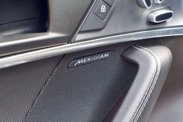 Used 2021 Jaguar F-TYPE R AWD/4WD image 25