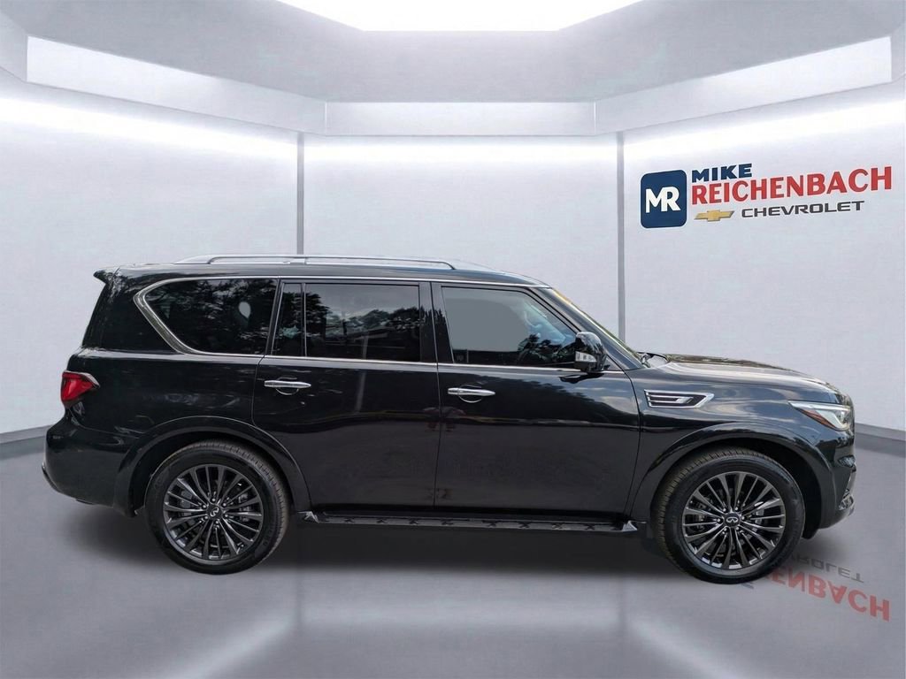 Used 2023 INFINITI QX80 Premium Select w/ All-Season Package RWD image 3