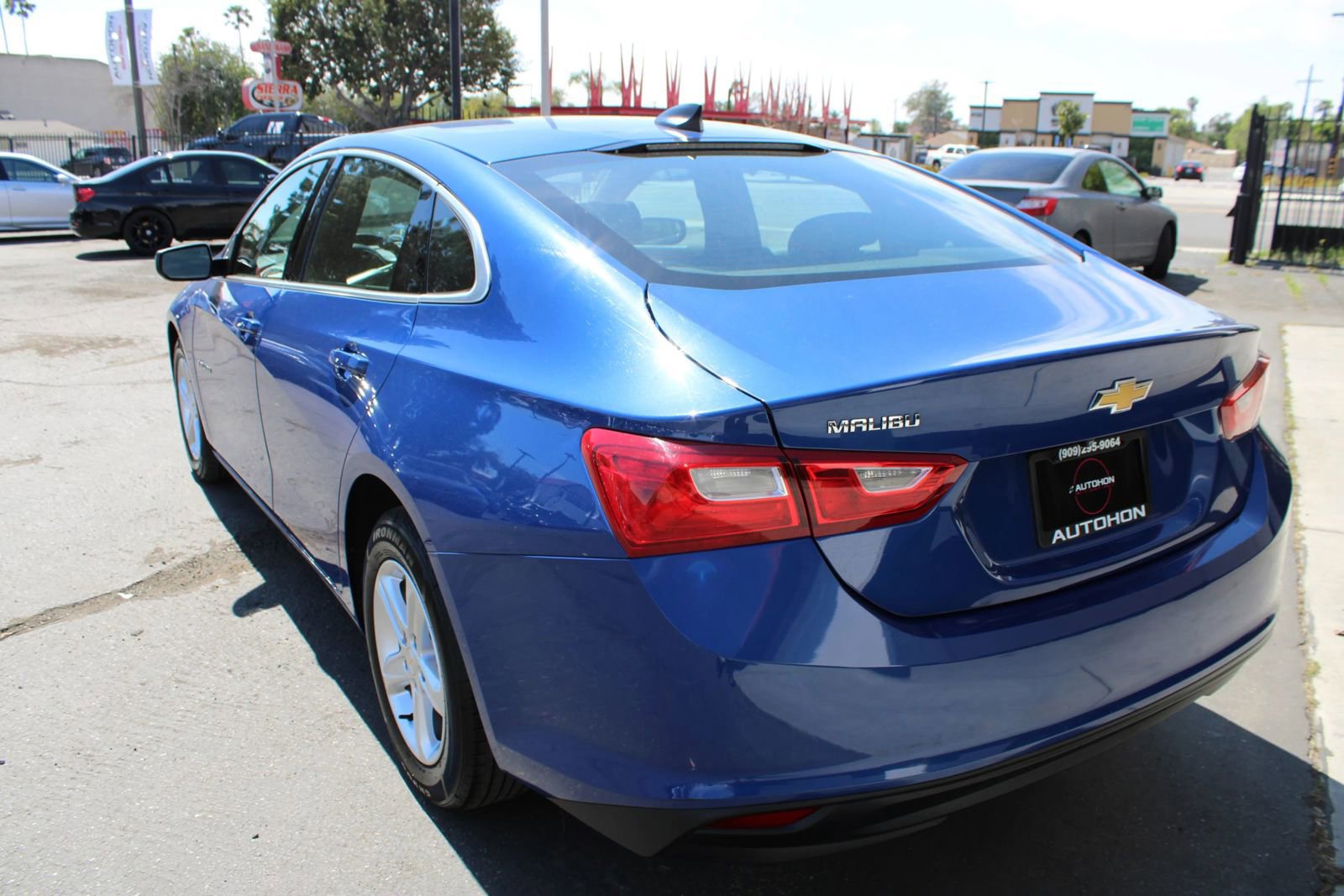 Used 2023 Chevrolet Malibu LS image 34