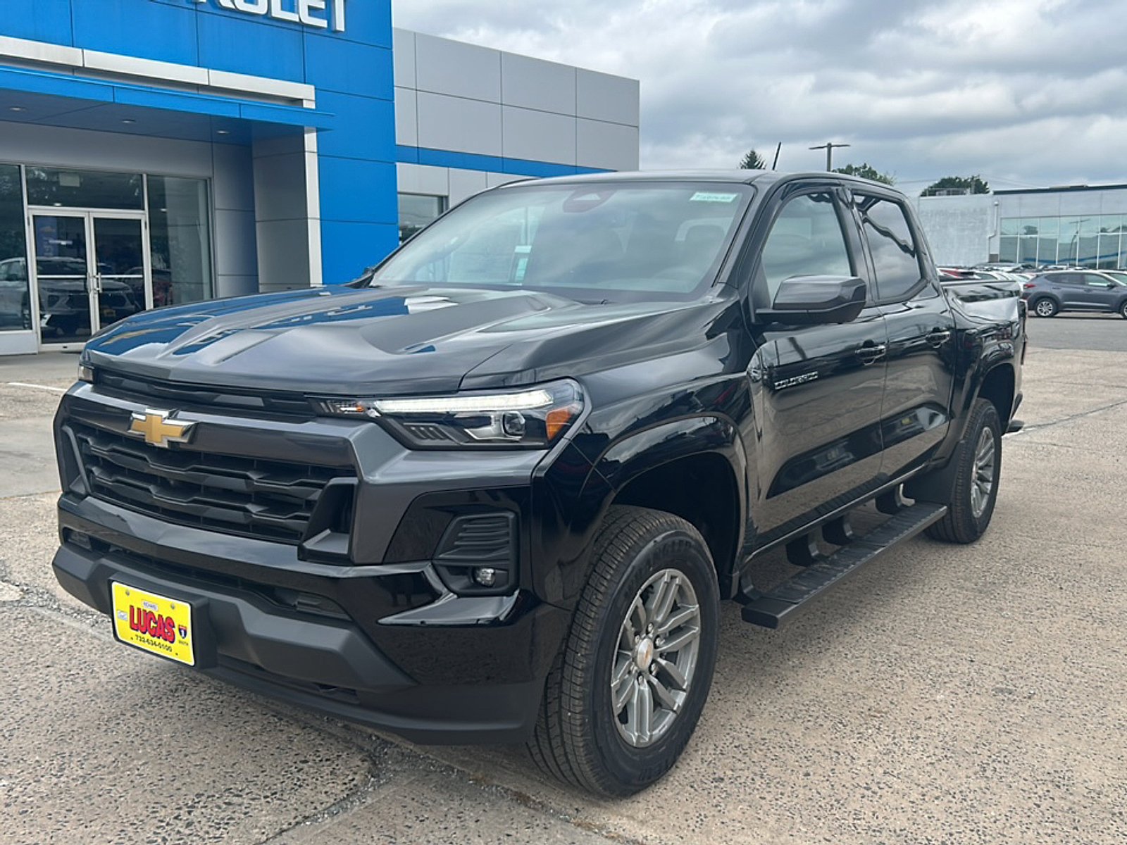 New 2026 Chevrolet Colorado LT w/ LT Convenience Package AWD/4WD image 4