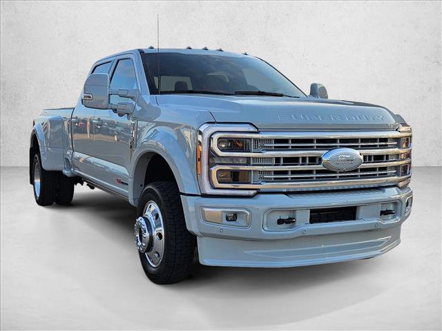 Used 2026 Ford F450 Platinum w/ FX4 Off-Road Package AWD/4WD image 3