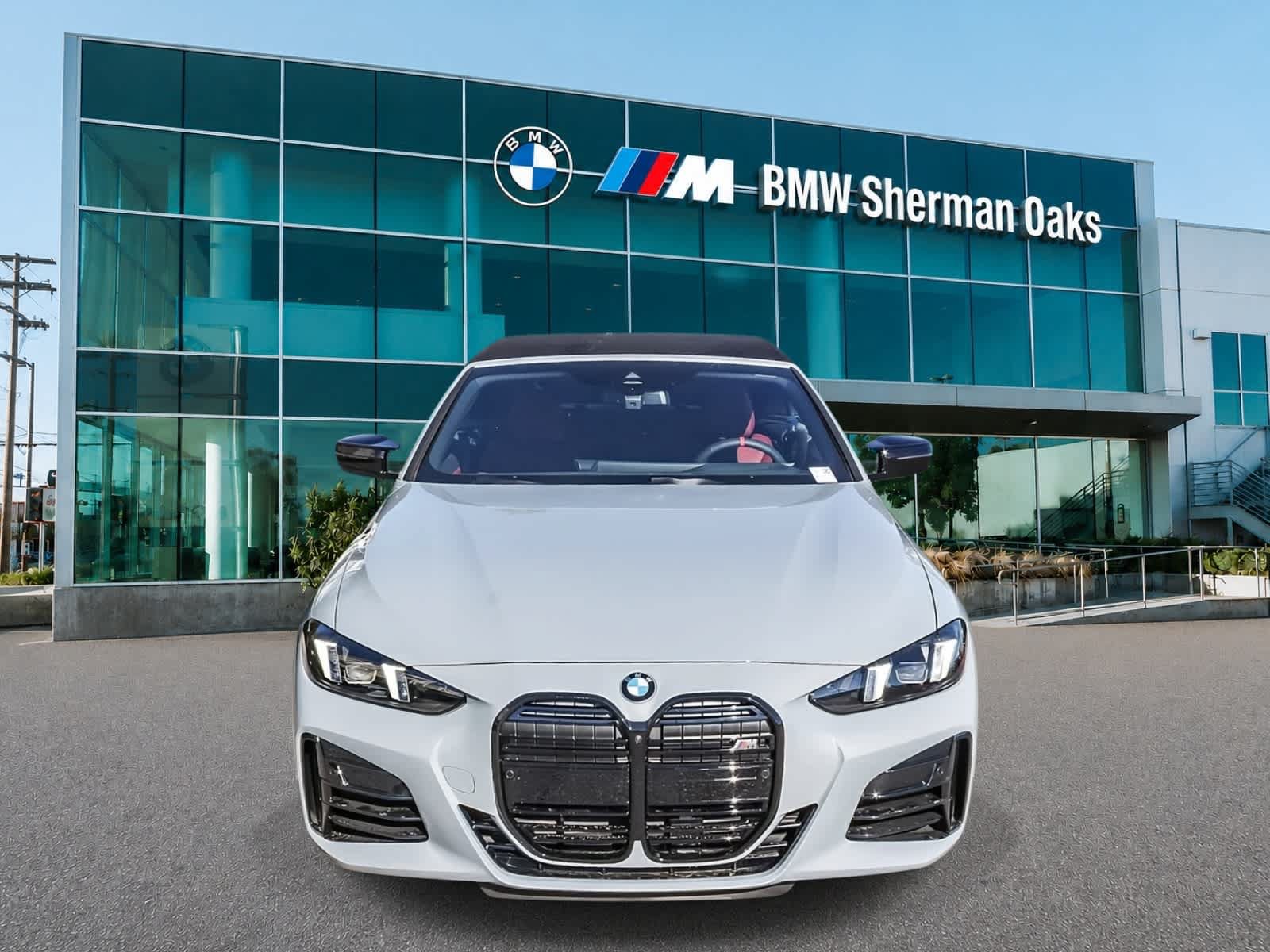 New 2026 BMW M440i Convertible w/ Premium Package RWD image 2