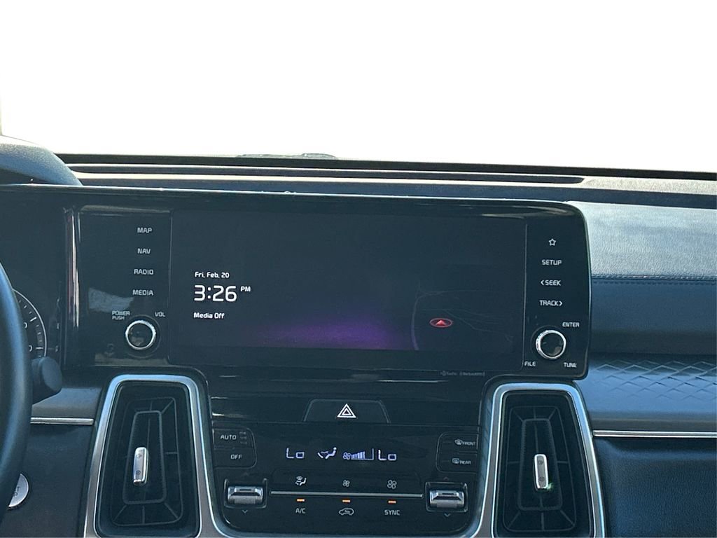 Used 2022 Kia Sorento S w/ Panoramic Sunroof Package image 16