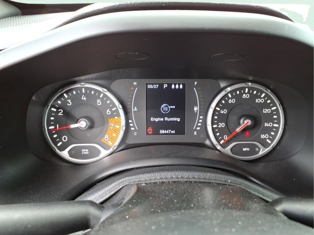 Certified 2019 Jeep Renegade Altitude w/ Quick Order Package 2XM AWD/4WD image 21