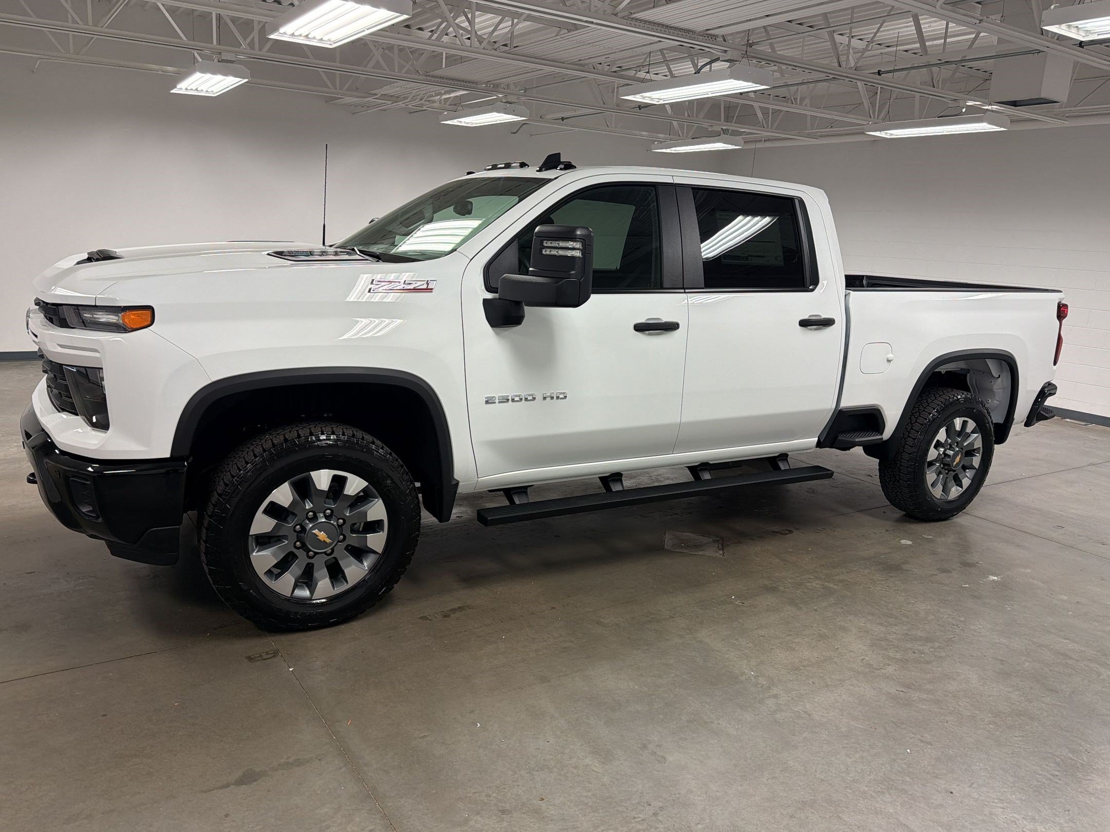 New 2026 Chevrolet Silverado 2500 Custom w/ Custom Value Package AWD/4WD image 26