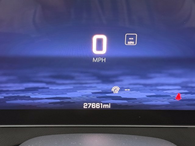 Used 2024 Chevrolet Traverse LT FWD image 19