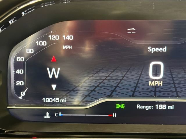 Used 2024 GMC Yukon XL Denali image 13