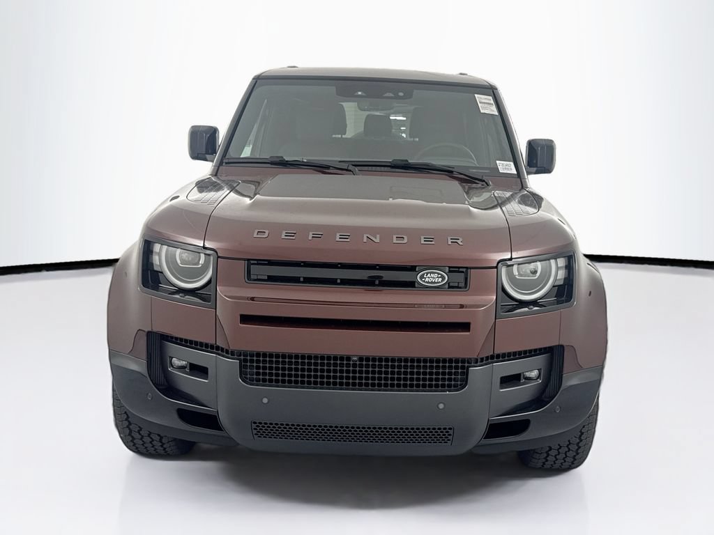 New 2026 Land Rover Defender 90 X-Dynamic SE AWD/4WD image 2