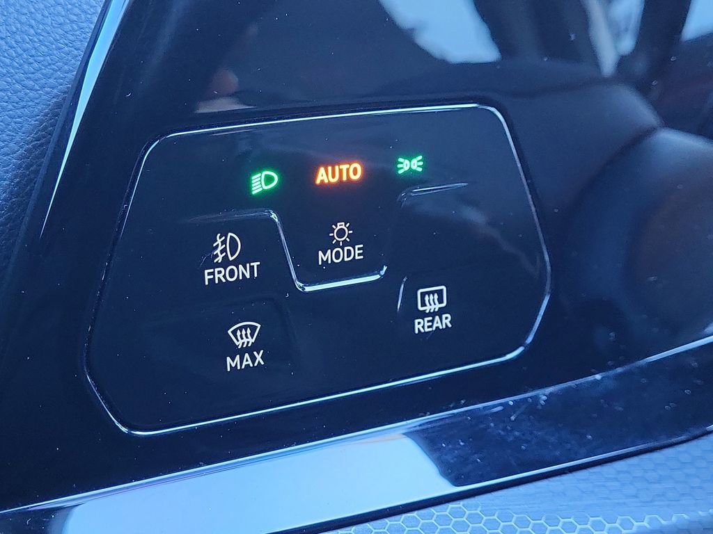 Used 2023 Volkswagen GTI Autobahn image 29