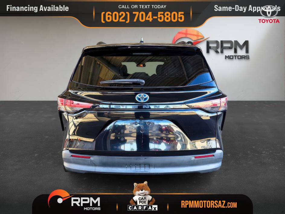 Used 2021 Toyota Sienna LE w/ LE Plus Package image 5