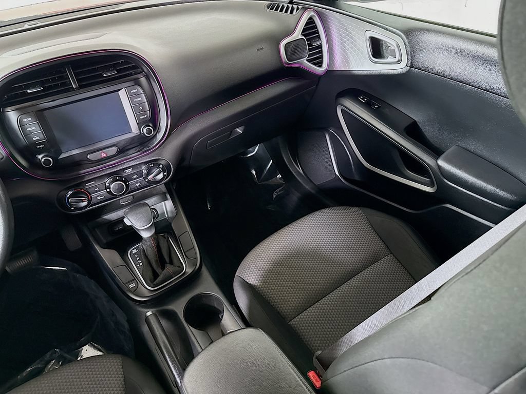 Used 2020 Kia Soul LX FWD image 24