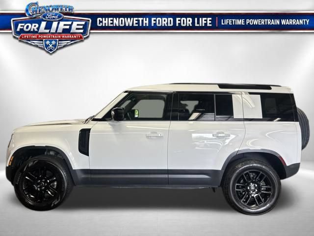 Used 2025 Land Rover Defender 110 S AWD/4WD image 2