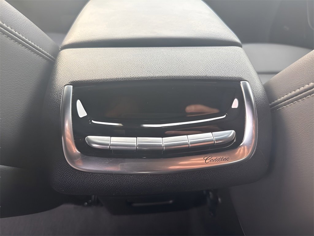 Certified 2025 Cadillac XT6 Premium Luxury image 20