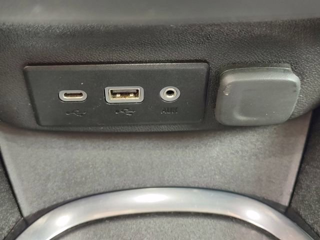 Used 2023 Chevrolet Malibu LT FWD image 17