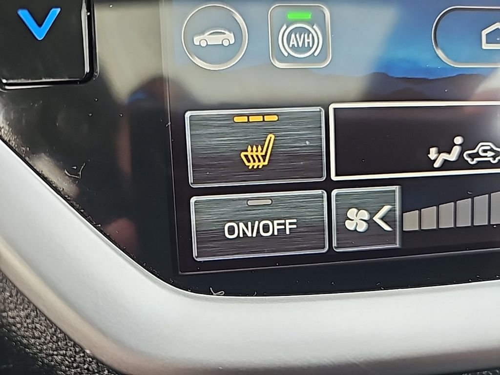 Used 2023 Subaru Ascent Limited w/ Technology Package image 35