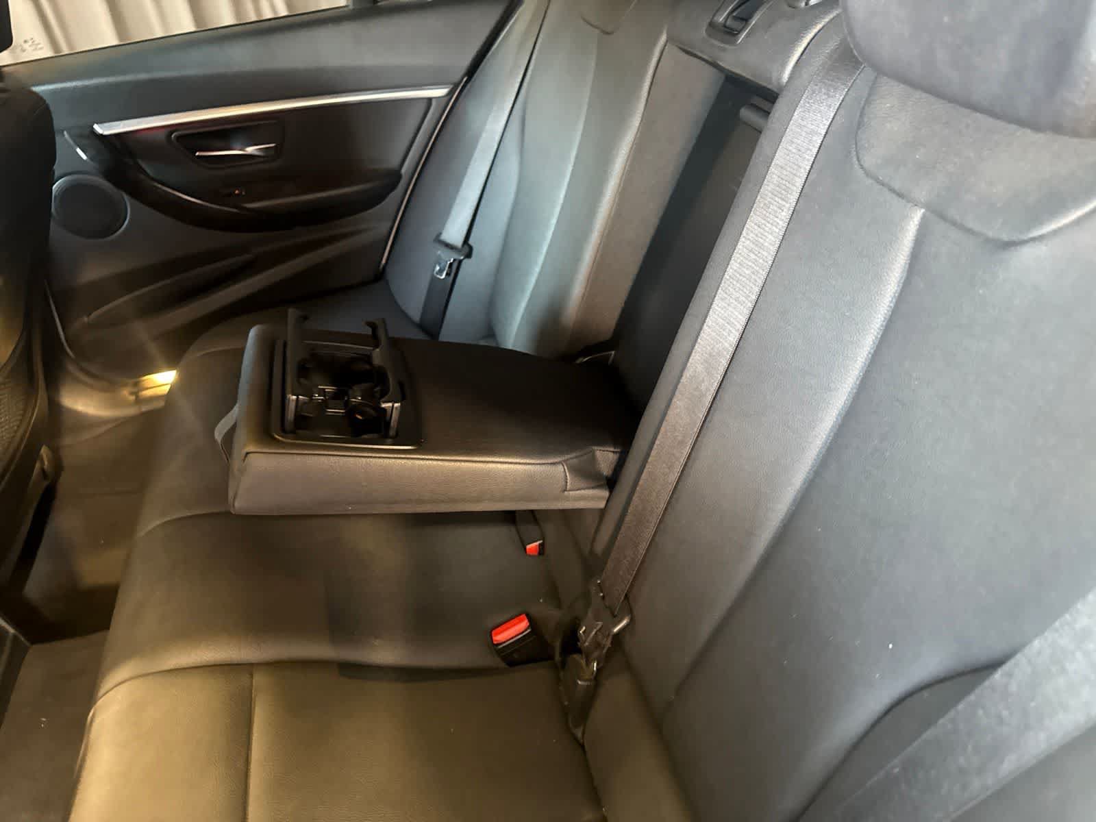 Used 2017 BMW 330e RWD image 17