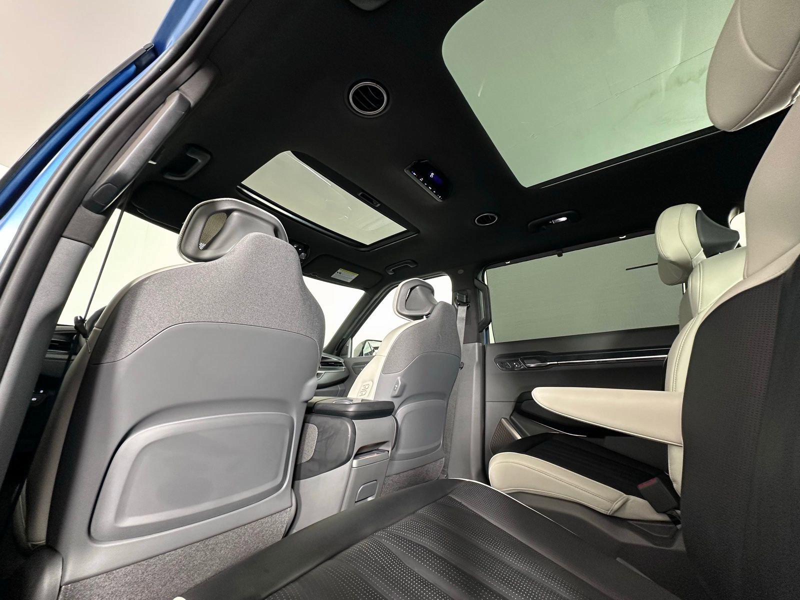 Used 2024 Kia EV9 GT-Line image 23