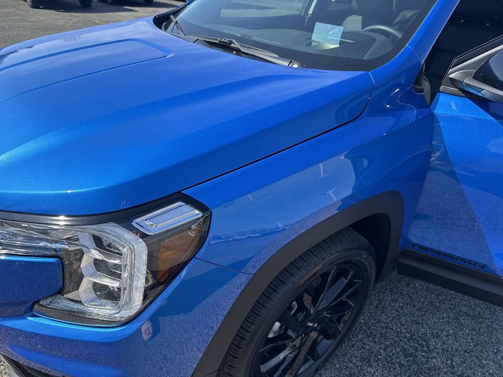 Certified 2024 GMC Terrain SLT w/ Tech Package image 37