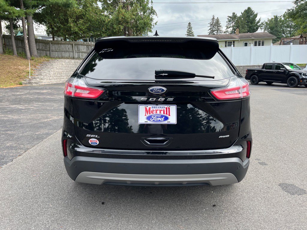 Used 2024 Ford Edge SEL image 5