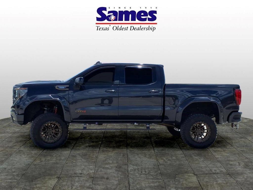 Used 2023 GMC Sierra 1500 AT4 w/ Technology Package AWD/4WD image 9