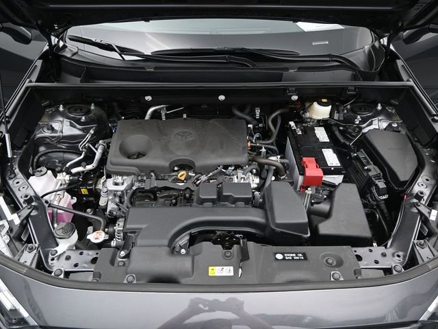 Used 2025 Toyota RAV4 LE FWD image 17