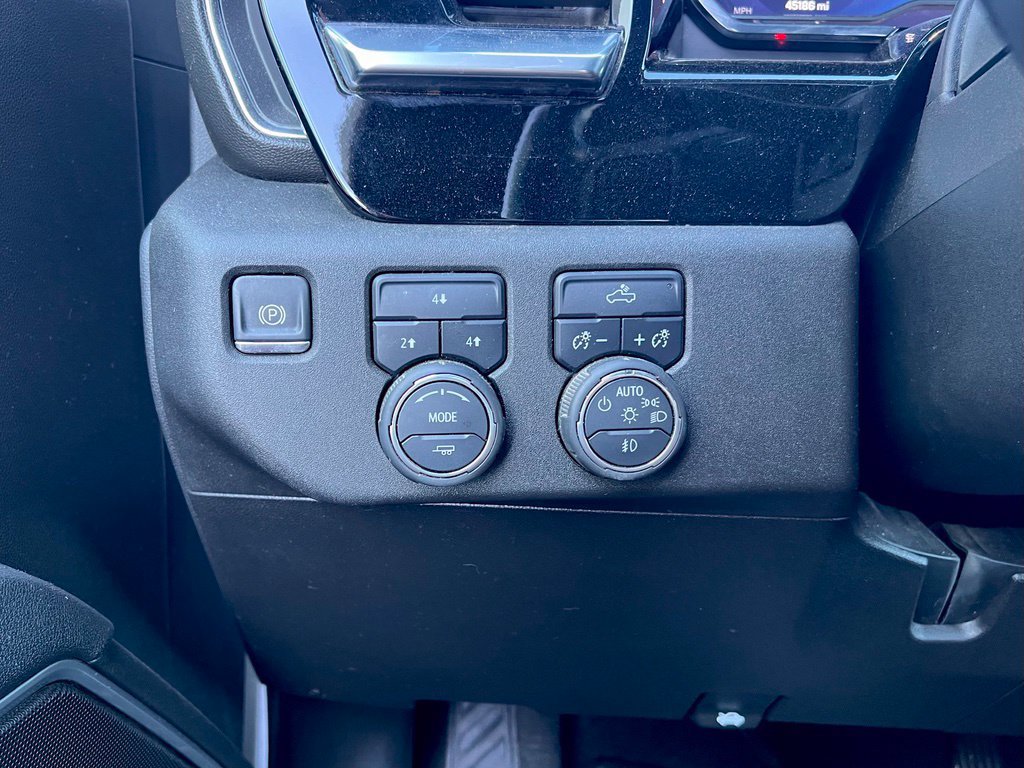 Used 2025 Chevrolet Silverado 2500 LT w/ Convenience Package AWD/4WD image 27
