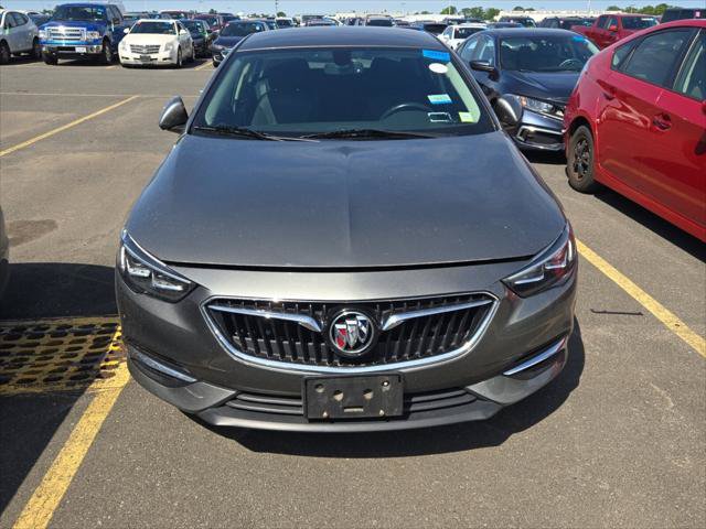 Used 2018 Buick Regal Preferred w/ Driver Confidence Package #1 FWD image 18