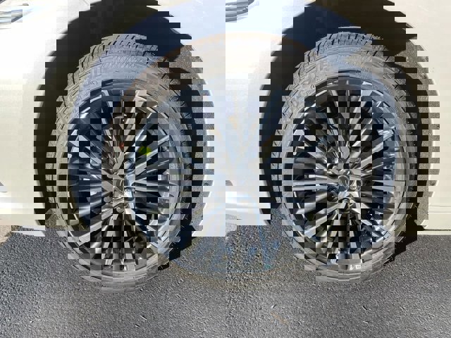 New 2025 Lexus ES 350 w/ Premium Package image 9