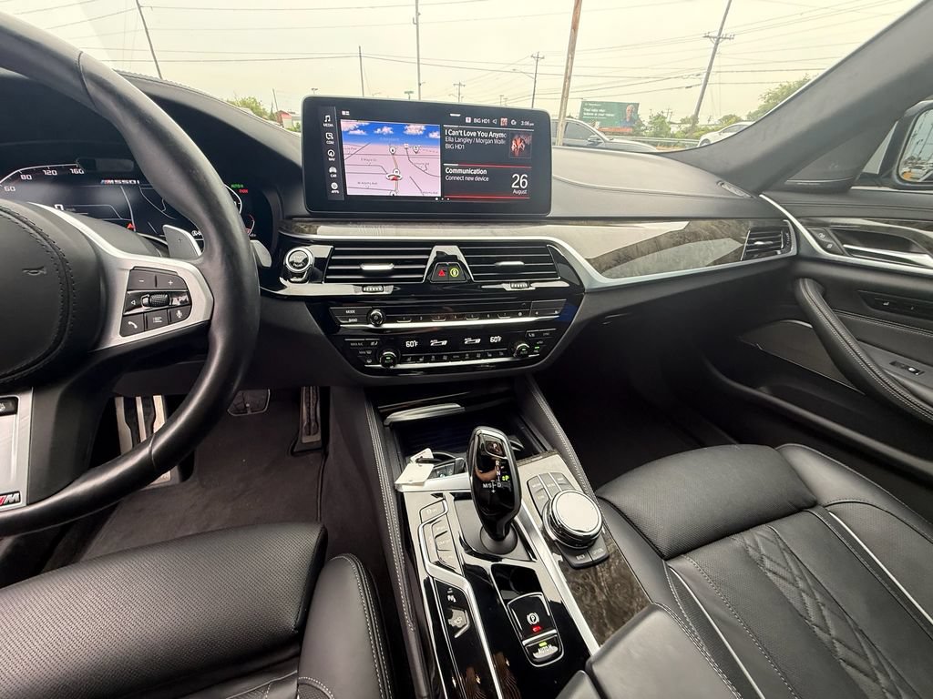 Used 2022 BMW M550i xDrive w/ Executive Package AWD/4WD image 15