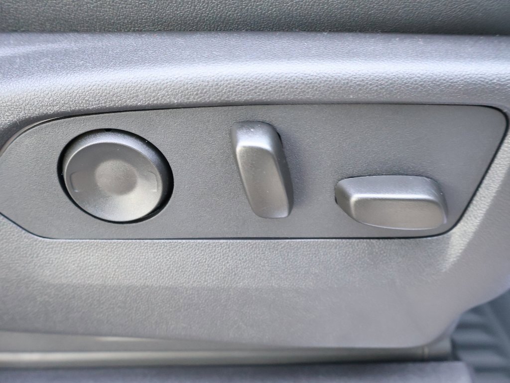 New 2026 GMC Sierra 2500 AT4 image 43