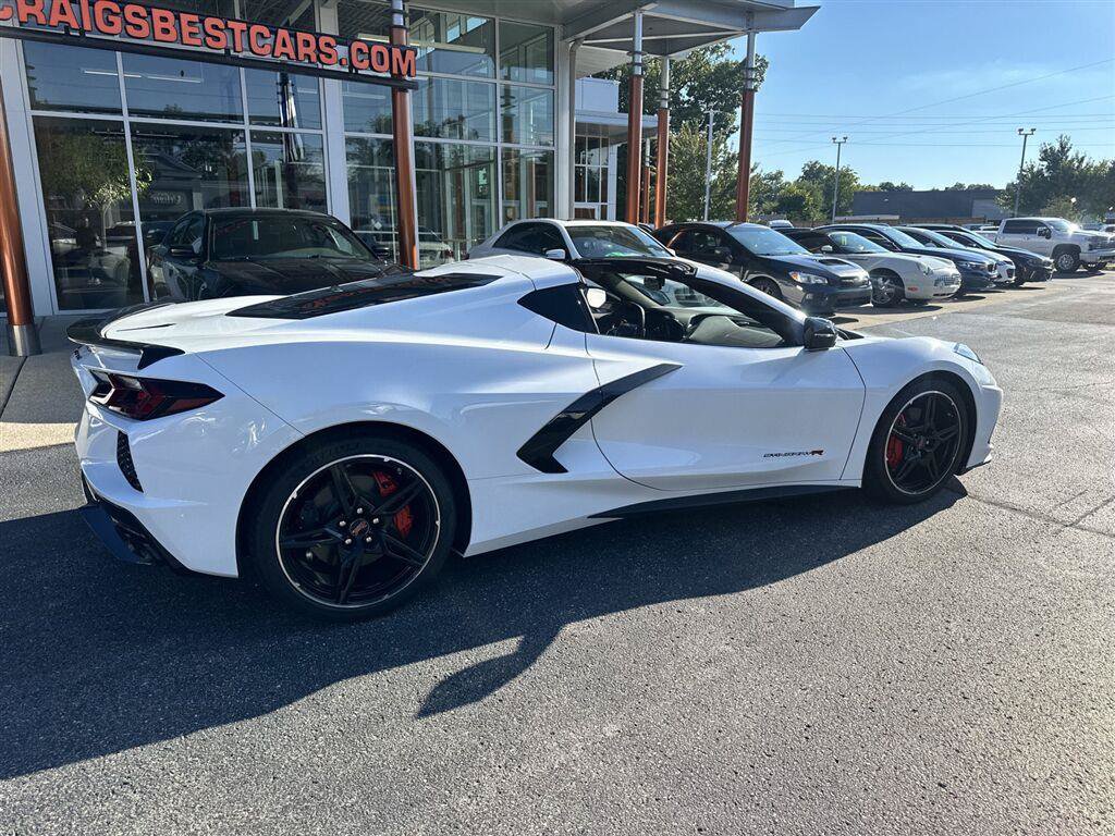 Used 2023 Chevrolet Corvette Stingray Coupe RWD image 3